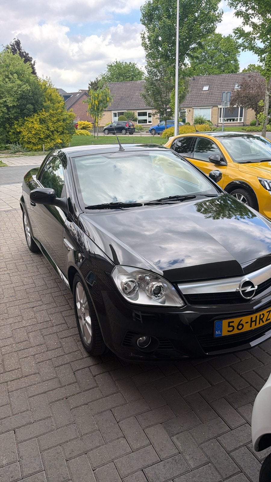 Opel Tigra 1.8 16V Twintop 2007 Zwart, Auto's, 125 pk, 4 cilinders, 1796 cc, Zwart