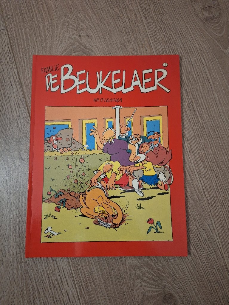 Strip: Familie De Beukelaer, Boeken, Eén stripboek, Ophalen of Verzenden, Gelezen