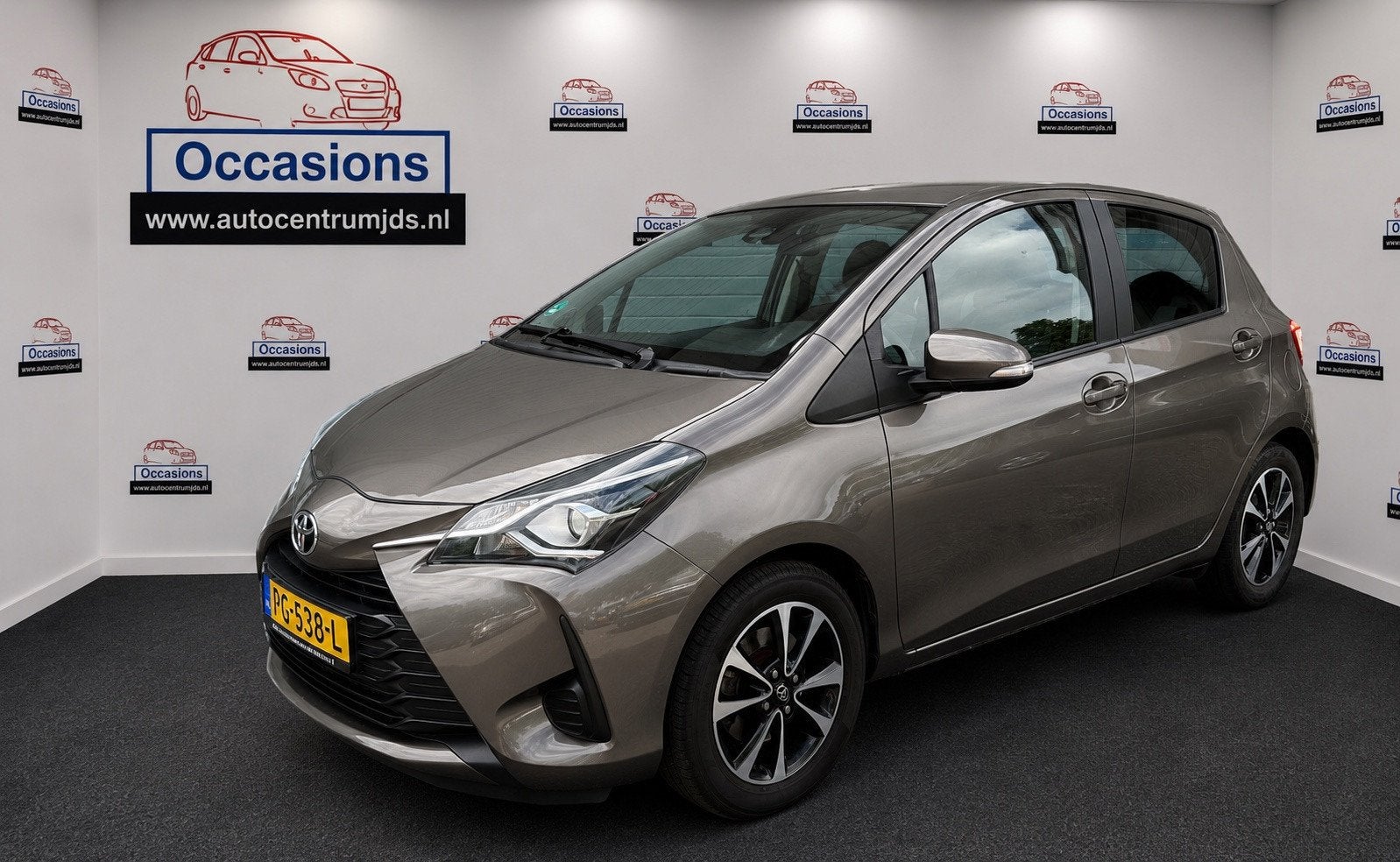 Toyota Yaris 1.5 VVT-i Aspiration, Auto's, Voorwielaandrijving, Stof, Euro 6, 4 cilinders