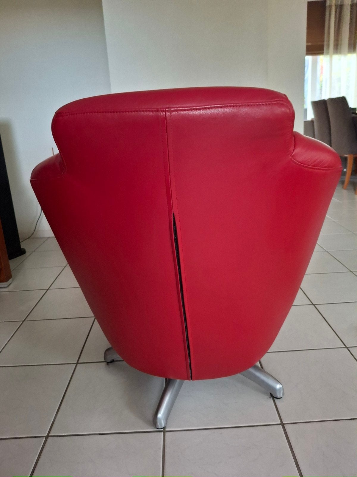 Fauteuil van rood leer., Ophalen, Gebruikt, 75 tot 100 cm, Leer