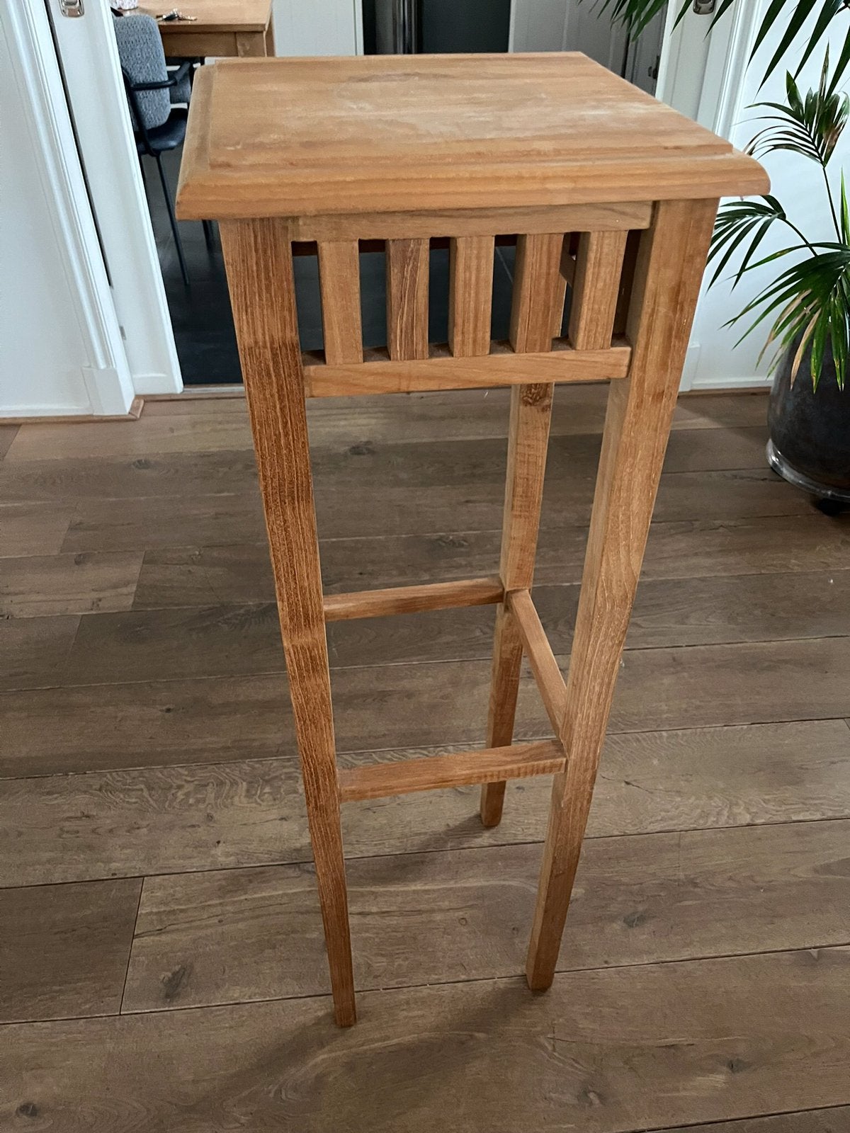 Teakhouten zuiltafel, Ophalen, Zo goed als nieuw