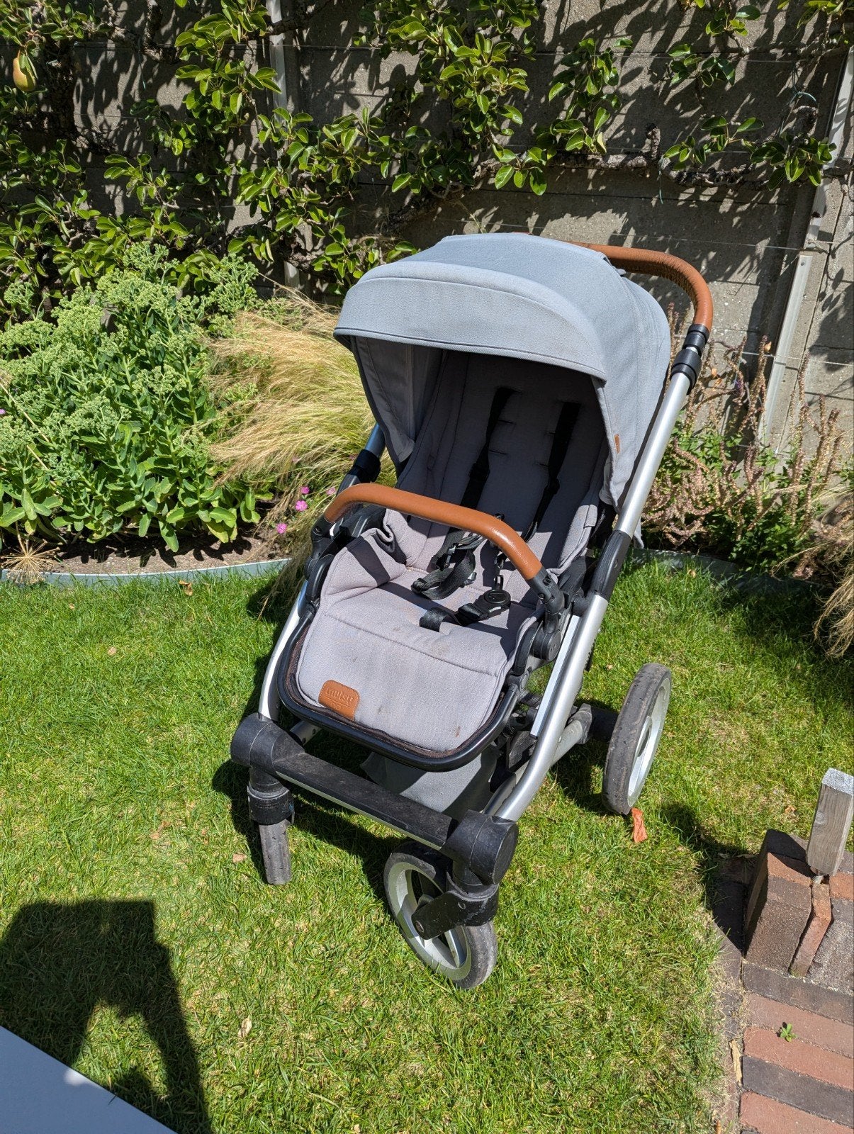 Mutsy Nio Kinderwagen met voetenzak en Dooky, Ophalen, Gebruikt, Mutsy