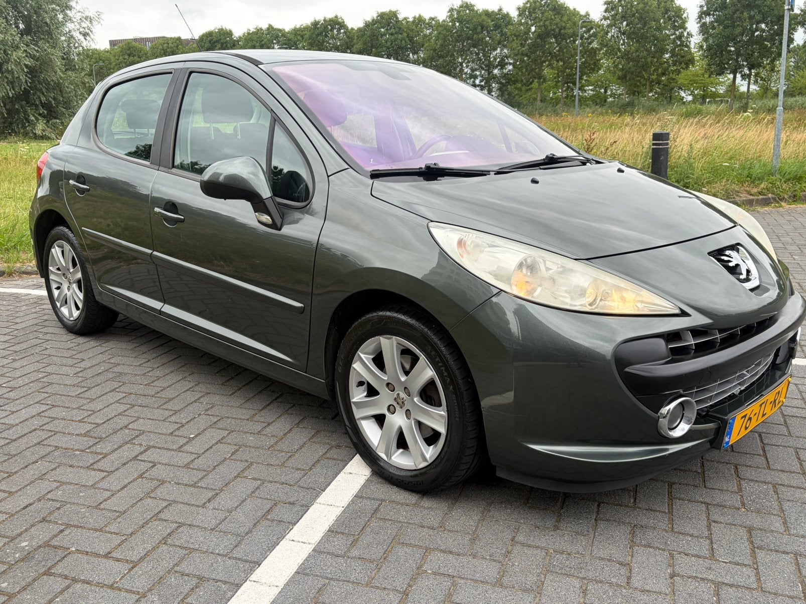 Peugeot 207