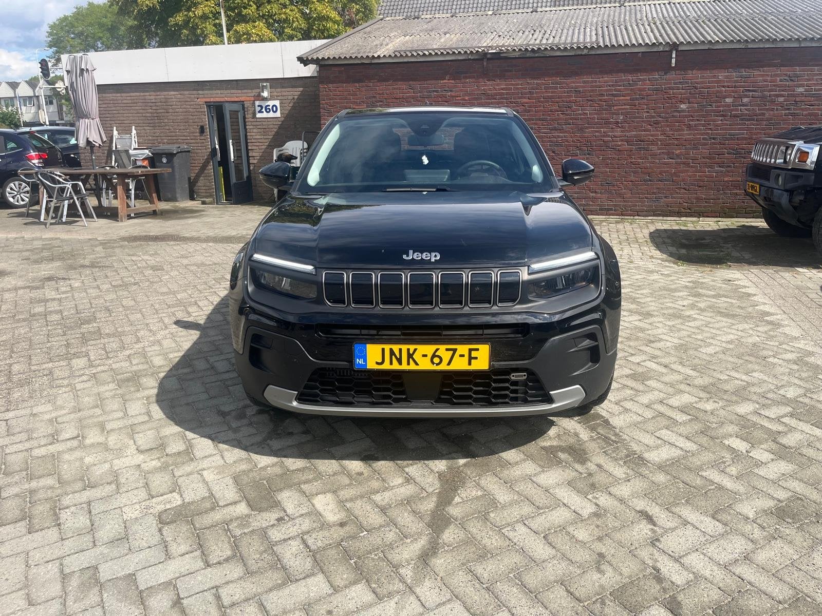 Jeep Avenger 1.2 Longitude navi apple play lm velg leder cam, Auto's, Voorwielaandrijving, Parkeersensor, 101 pk, Gebruikt