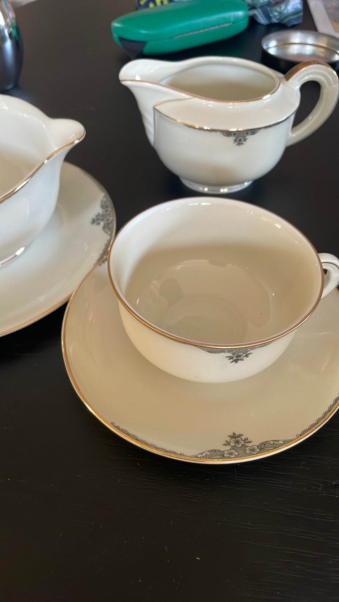 Jaren vijftig servies met veel stukken, Ophalen
