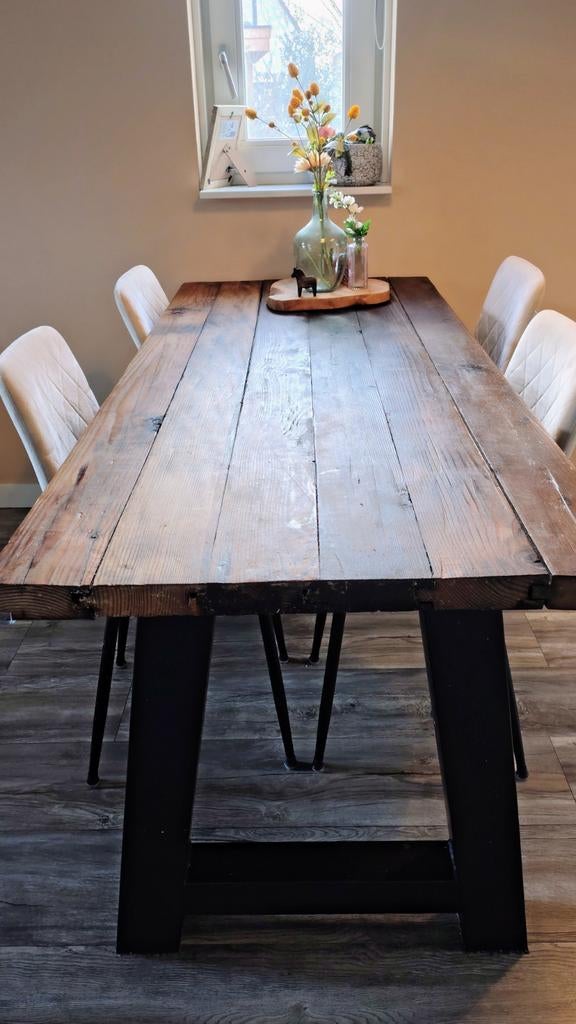 Robuuste hardhouten eettafel met stalen poten 180cm, Huis en Inrichting, Tafels | Eettafels, Ophalen, Gebruikt, 50 tot 100 cm