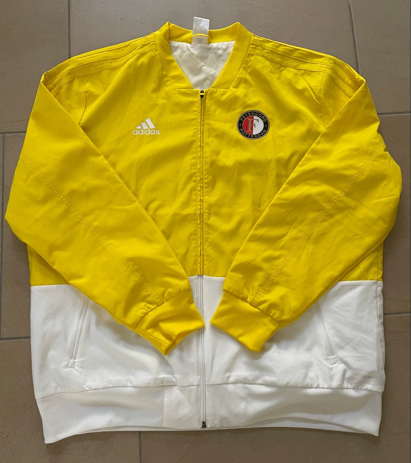 Adidas Feyenoord Geel/Wit Windjack - Maat 2XL, Ophalen of Verzenden, Gedragen, Overige maten, Geel