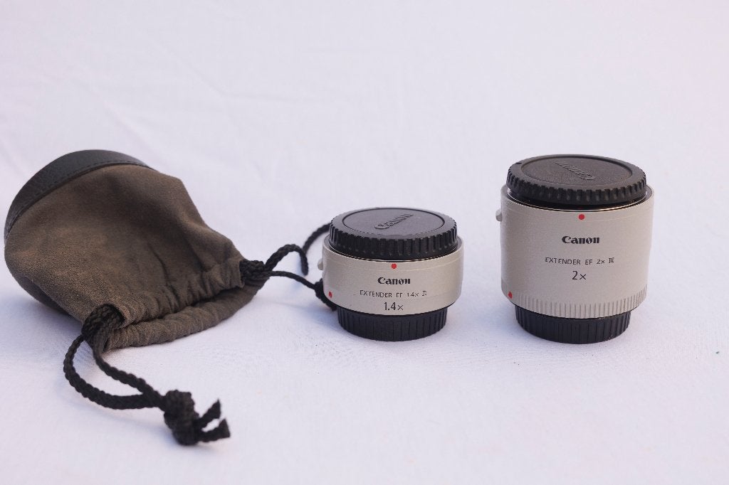 Canon Extender EF 1.4x III en EF 2x III Teleconverters, Ophalen, Canon, Zo goed als nieuw, Beschermhoes/tas