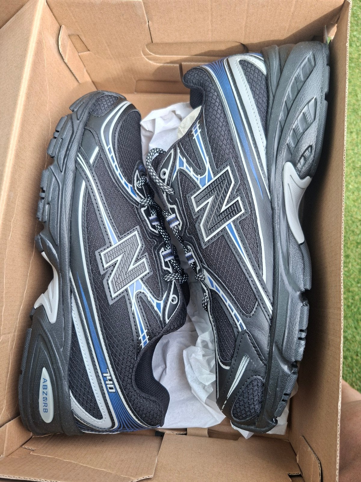 Nieuwe zwart/blauwe New Balance 740 sneakers - maat 44, New Balance, Zwart, Nieuw, Ophalen of Verzenden