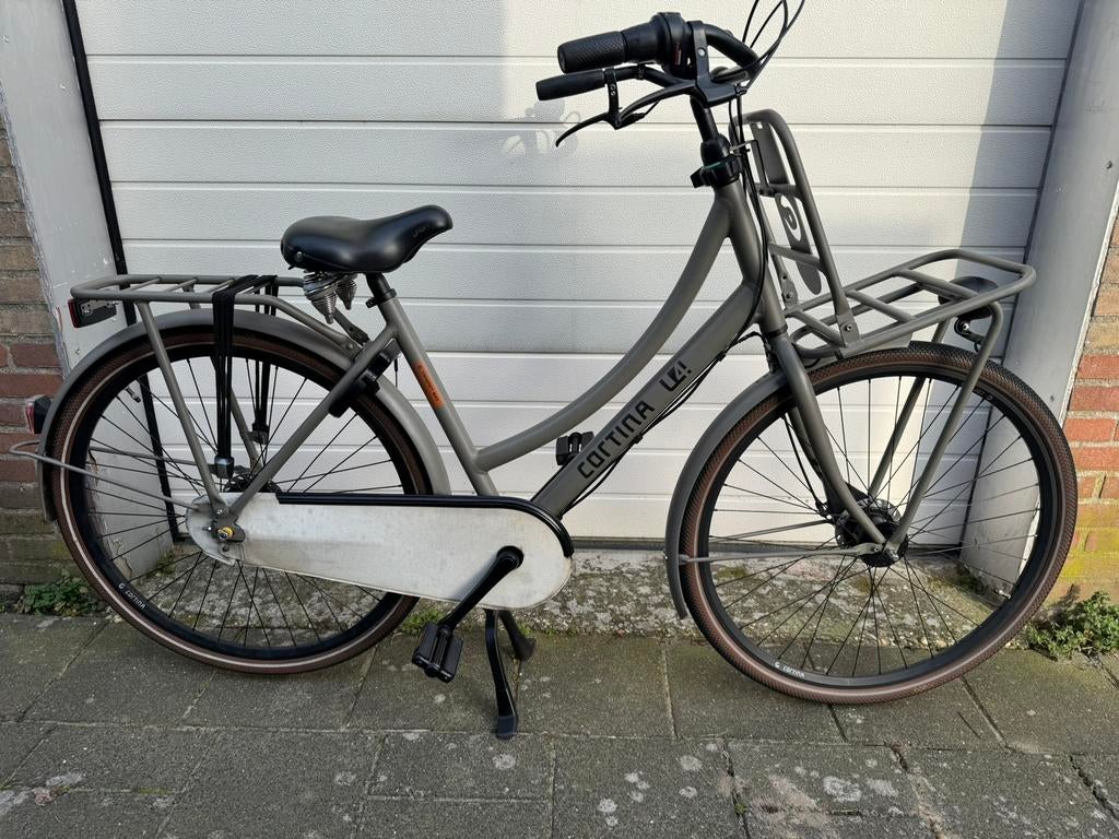 Cortina u4 transporter fiets 28 inch 57’ Quartz grey Matt, Versnellingen, 56 cm of meer, Zo goed als nieuw, Trommelrem