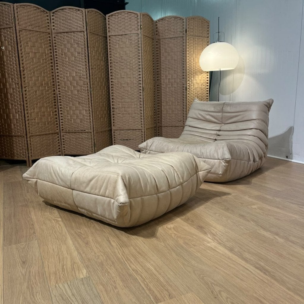 Ligne Roset Togo + Poef NP €5000 GARANTIE, Huis en Inrichting, Fauteuils, 100 tot 125 cm, Design Fauteuil Stoel Ligne Roset, 75 tot 100 cm