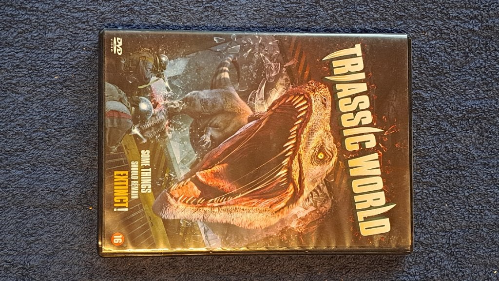 Triassic World, Alle leeftijden, Ophalen of Verzenden, Zo goed als nieuw