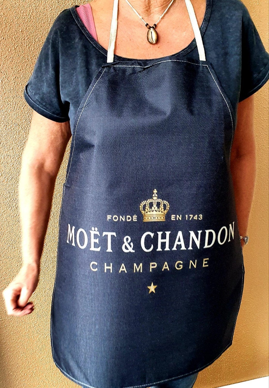 BBQ schort keukenschort van MOËT & CHANDON ‼️, Schort, Overige merken, Zwart, Nieuw