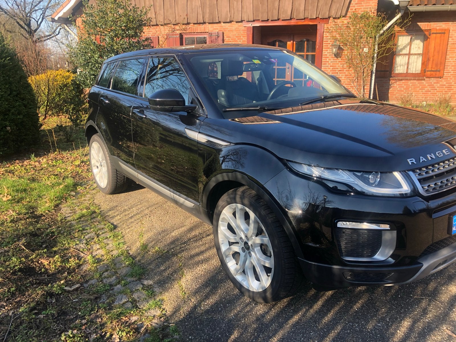 Land Rover Range Rover Evoque 2.0 TD4 2WD 110KW 2016 Zwart, Auto's, Voorwielaandrijving, 1670 kg, Origineel Nederlands, Particulier