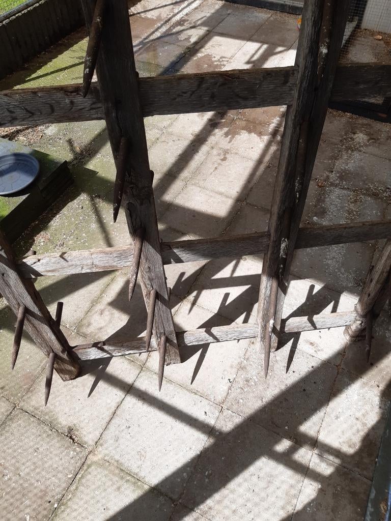 Antieke houten eg - Decoratief landbouwwerktuig, Ophalen of Verzenden