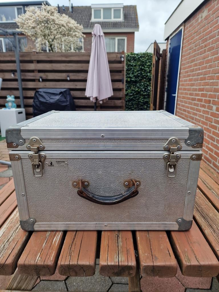 Flight kist metaal met vakken, Ophalen of Verzenden