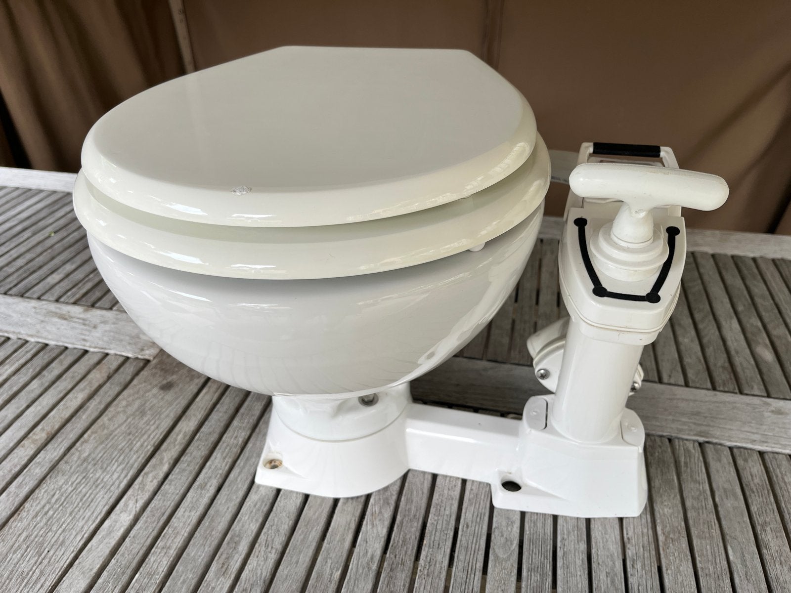 RM69 Sealock Handmatig Boot Toilet, Watersport en Boten, Ophalen, Zo goed als nieuw, Kombuis en Sanitair