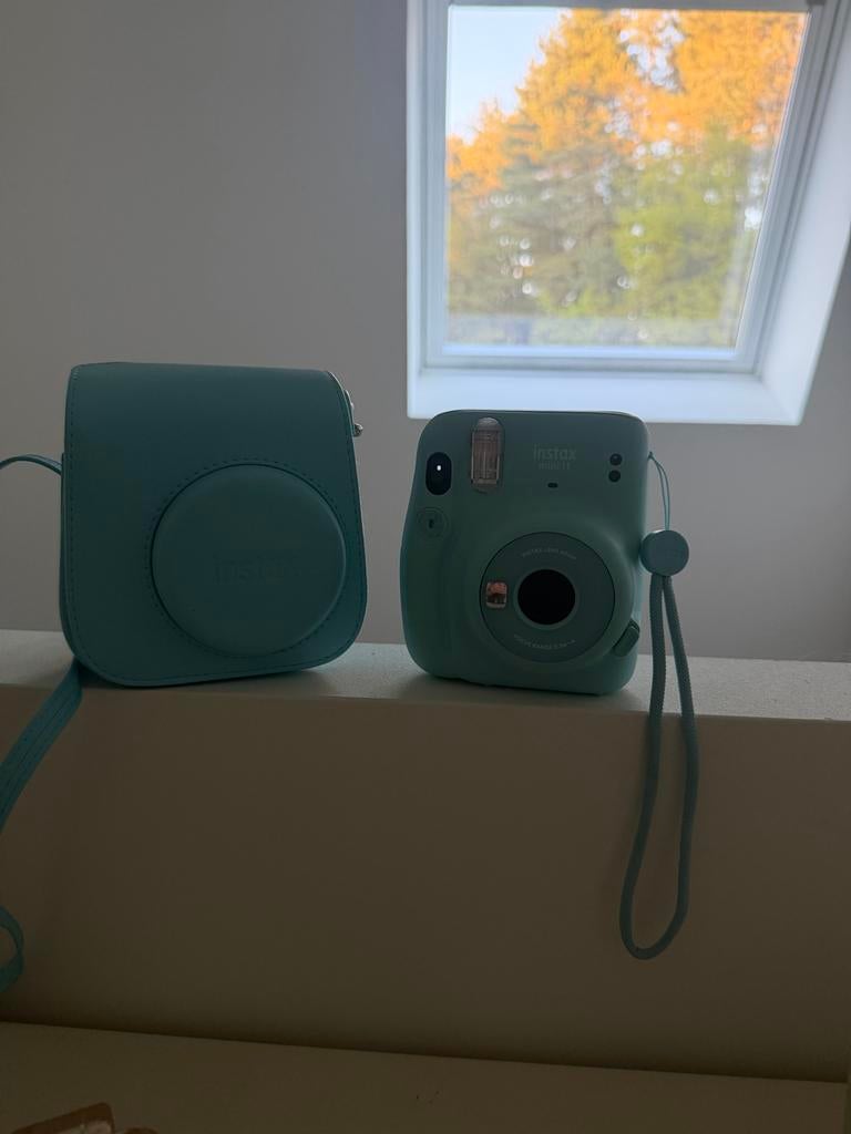 Instax Mini 11 Instant Camera - Mintgroen, Audio, Tv en Foto, Fotocamera's Analoog, Ophalen of Verzenden, Zo goed als nieuw, Polaroid