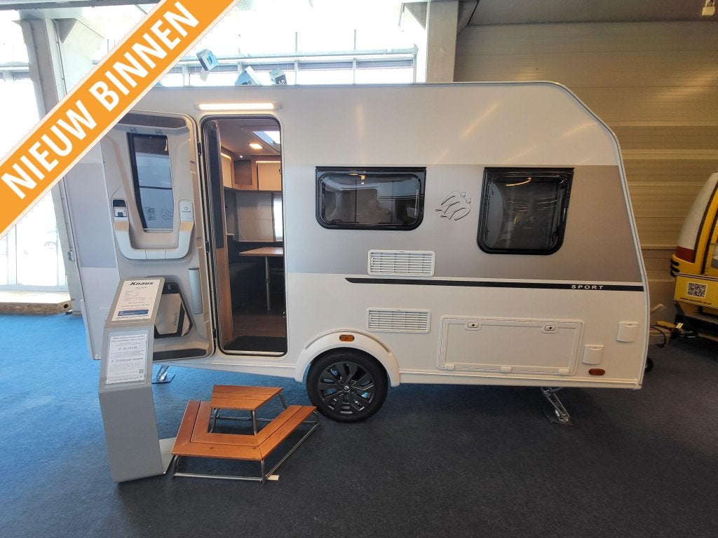 Knaus Sport 400 QD; super compleet af fabriek, Caravans en Kamperen, Schokbreker, Bedrijf, Treinzit, Tot en met 3