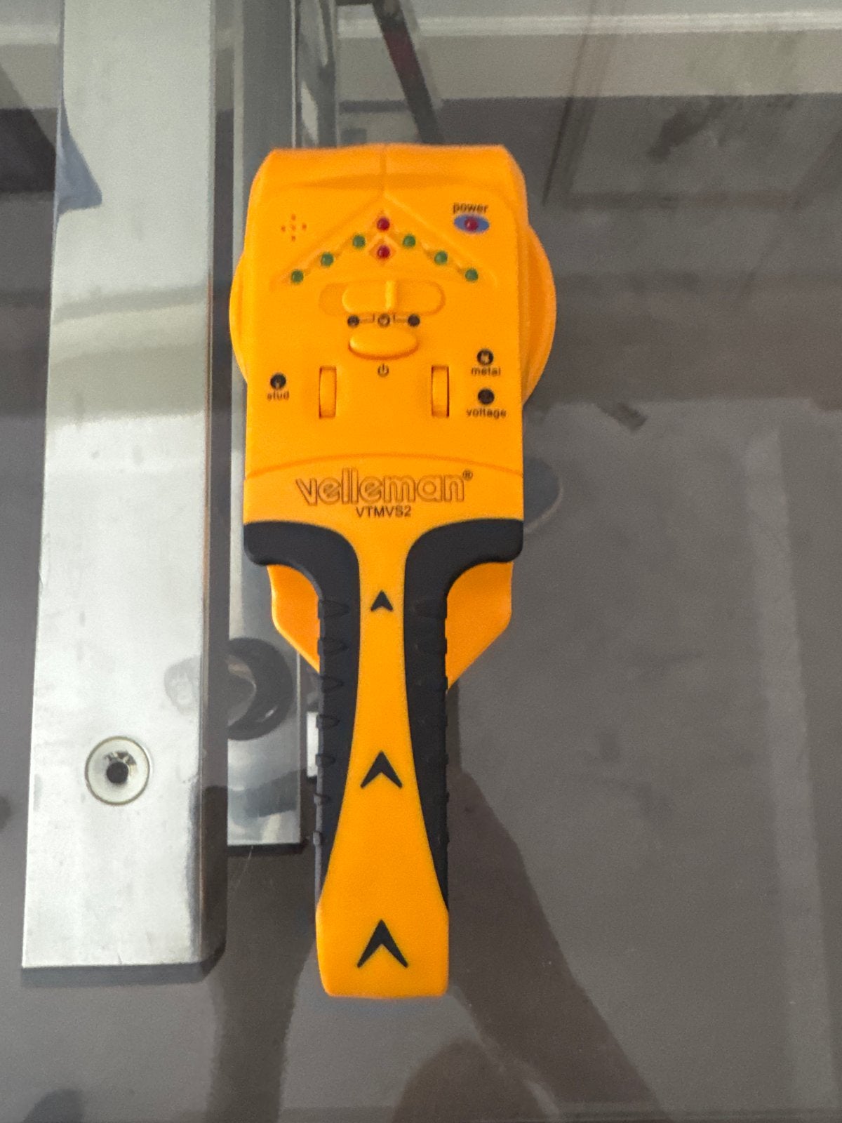 Velleman VTMV82 3-in-1 Stud/Voltage/Metal Detector, Doe-het-zelf en Verbouw, Meetapparatuur, Ophalen of Verzenden, Gebruikt, Overige meters