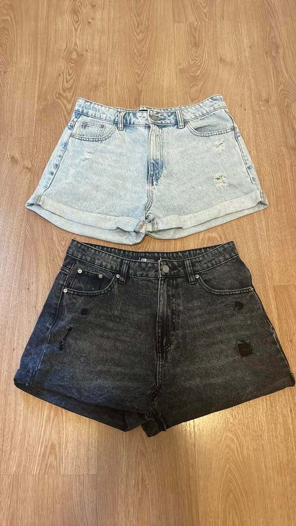 FB sister New Yorker korte spijjerbroek L short denim 2x, Kleding | Dames, Ophalen of Verzenden, Zo goed als nieuw, Blauw, W33 - W36 (confectie 42/44)