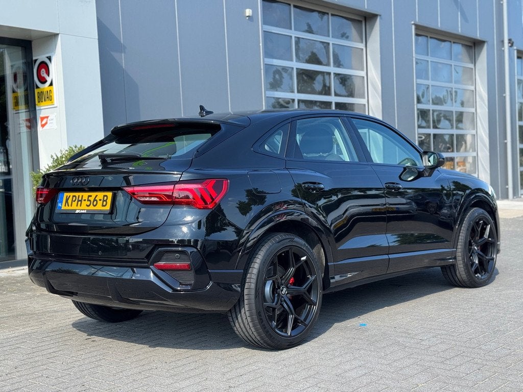 Audi Q3 Sportback 35 TFSI Pro Line * Panoramadak * Trekhaak, Zwart, 4 cilinders, 1505 kg, Zwart