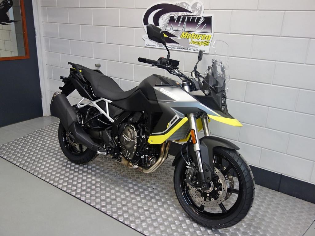 Suzuki V-Strom 800, Motoren, Suzuki, 2 cilinders, Bedrijf, Onbekend