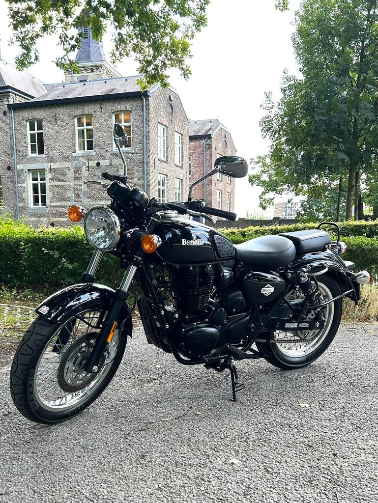 **VERKOCHT**Te koop, Benelli 400 imperiale bj: 2023, Motoren, Motoren | Benelli, 400 cc, Particulier, 1 cilinder, 12 t/m 35 kW