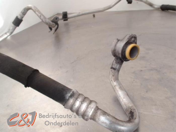 Airco Leiding van een Volkswagen Transporter, Gebruikt, -, Volkswagen, -