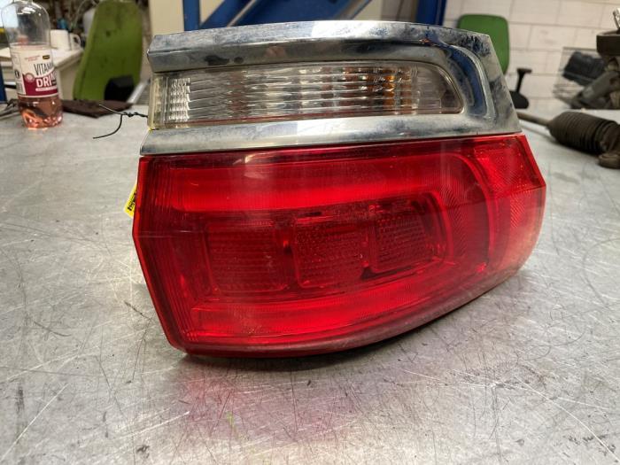 Achterlicht links van een Jeep Grand Cherokee, Jeep, Gebruikt, -, -