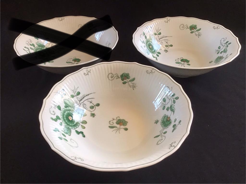 2x kom schaal 23 cm van August Warnecke - NIEUW, Huis en Inrichting, Keuken | Servies, Nieuw, Schaal of Schalen, Porselein, Ophalen of Verzenden