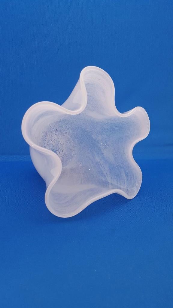 Servetvaas, geblazen vaas, roze, 13cm, puntgaaf. 3A26/14, Tweedehands verkoop, Tweedehands verkoop, Gebruikt, Overige kleuren
