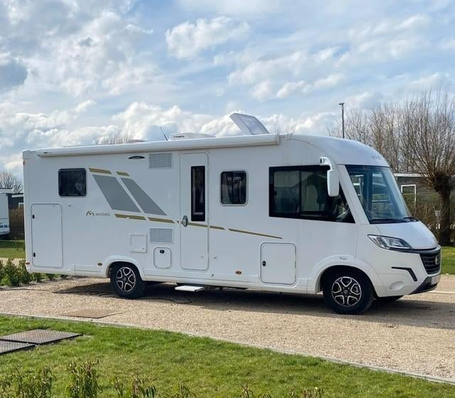 Fiat Mooveo INT74QB - 180pk - Zo goed als nieuw (ca.7.000km), Buitenlamp, Fiat, Diesel, Particulier