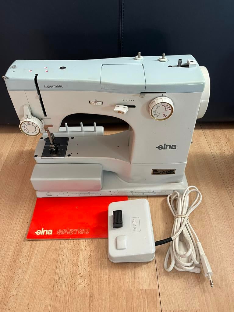 1 x Elna Automatic, 1x Elna Supermatic,, Hobby en Vrije tijd, Ophalen of Verzenden, Gebruikt, Naaimachine, Overige merken
