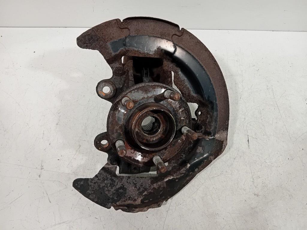 Wielnaaf links voor Volvo C30, Onderdelen@venauto.nl, Van der Ven Autorecycling B.V., Gebruikt, Ettenseweg 76, 4706 PB Roosendaal, The Netherlands