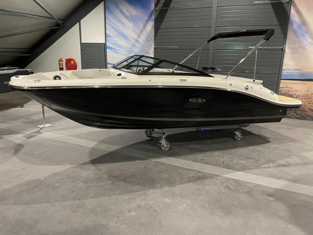 Sea Ray SPX 190 incl. Mercruiser 4.5L. MPI 200 PK Nieuw, Ophalen, Binnenboordmotor, Nieuw, 200 pk of meer
