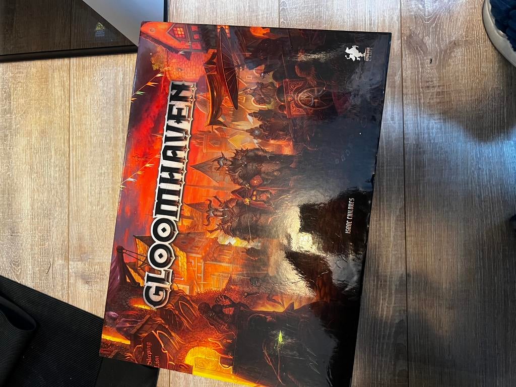 Gloomhaven met removable stickers, Hobby en Vrije tijd, Gezelschapsspellen | Bordspellen, Vijf spelers of meer, Ophalen of Verzenden
