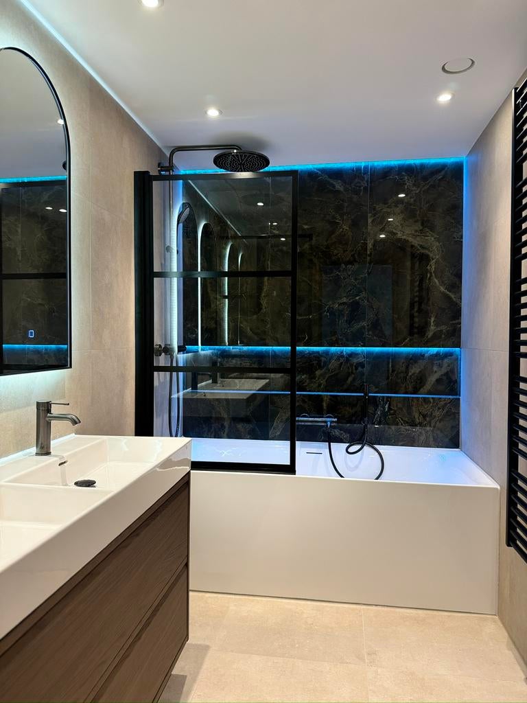 Renovatie van appartementen, Tegel werk, verf werk, 24-uursservice