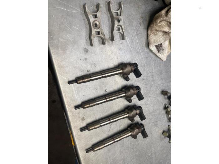 Verstuiver (diesel) van een Audi Q5, Auto-onderdelen, Gebruikt, -, -, -