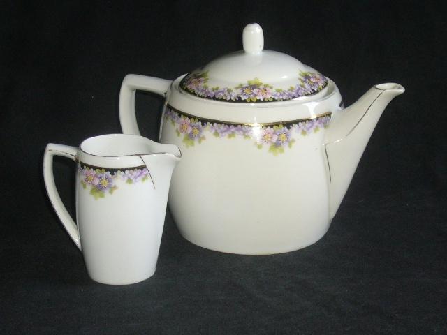 Schonwald Bavaria Porselein PSAG Paars Bloemen Decor, Antiek en Kunst, Ophalen
