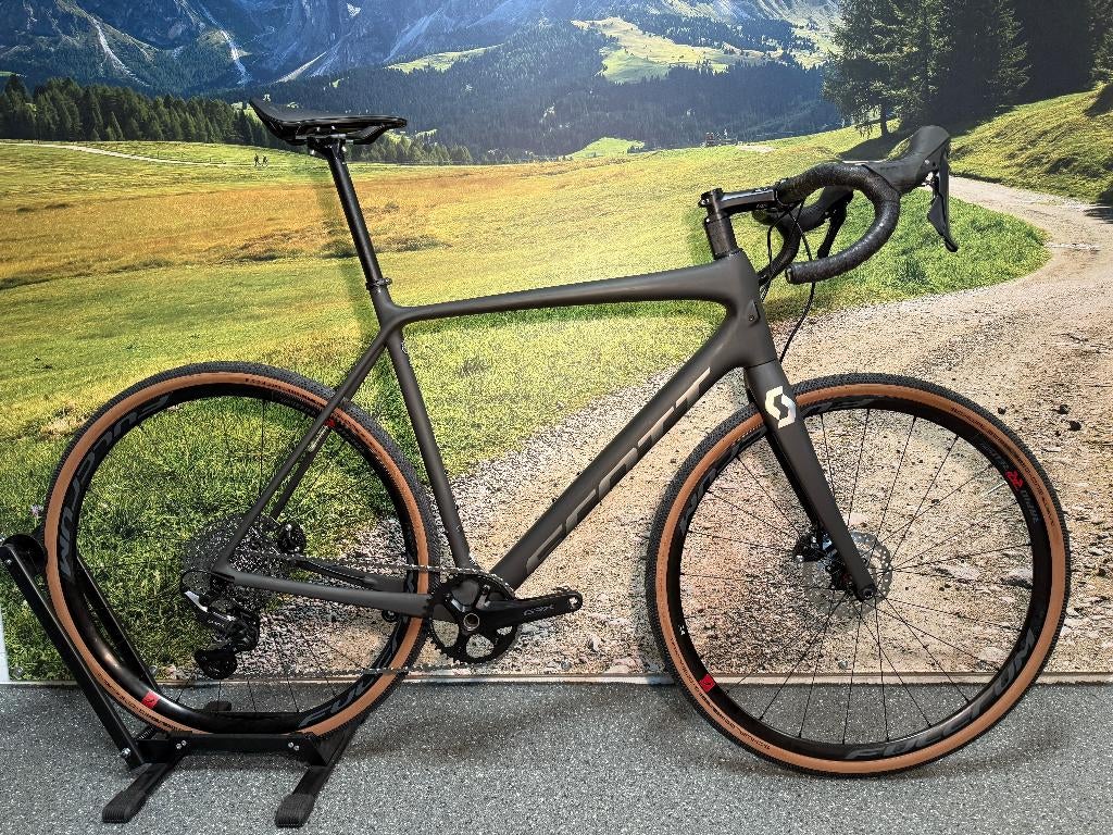 Aanbieding SCOTT Addict CX RC XL Carbon GRX822 €1999,-Gravel