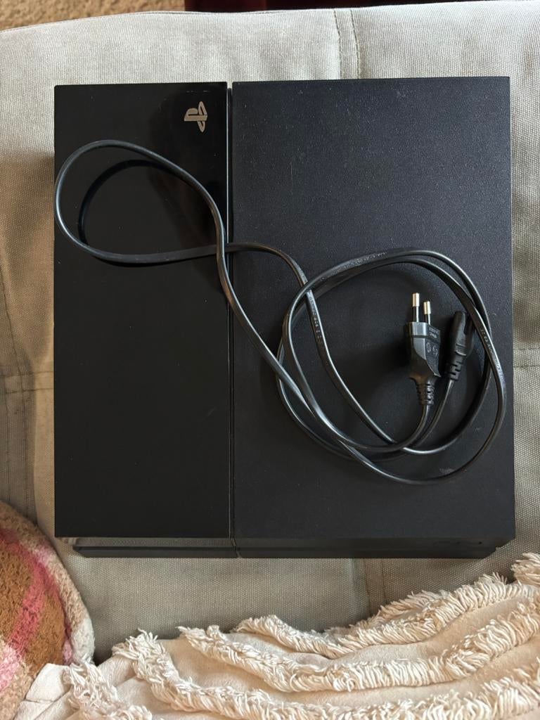 Playstation 4, Spelcomputers en Games, Spelcomputers | Sony PlayStation 4, Ophalen, Gebruikt, Zonder controller, Original