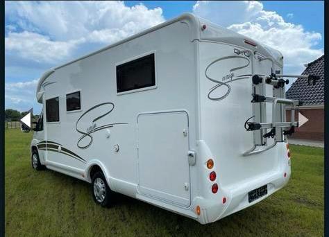 Camper mc louis soeverein  l 723, Caravans en Kamperen, Campers, Half-integraal
