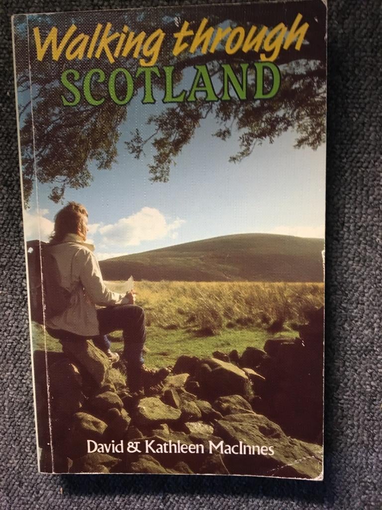 Walking through Scotland; David, Kathleen MacInnes, Ophalen of Verzenden, Gelezen, David, Kathleen MacInnes, Europa