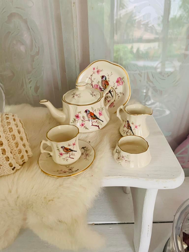 Palissy petite collection kinderservies porselein izgst, Antiek en Kunst, Ophalen