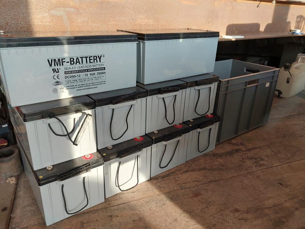 12v volt 250Ah accudeal -60% VMF AMG dc250-12 onderhoudsvrij, Ophalen, Zo goed als nieuw, Overige typen