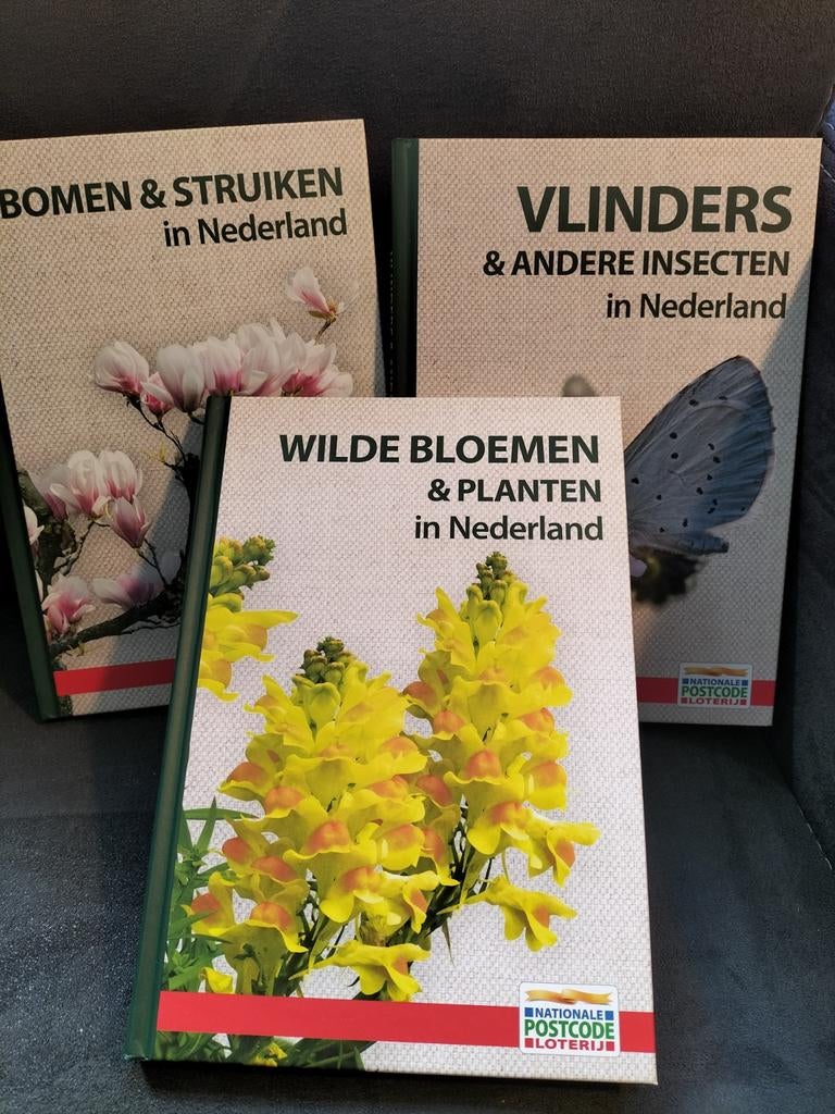 3 Natuurboeken Nationale Postcode Loterij - Nieuwstaat, Ophalen of Verzenden, Nieuw, Natuur algemeen