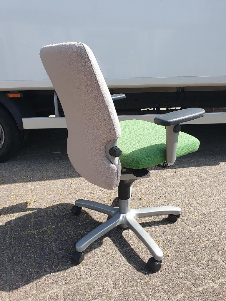 Comforto 77 bureaustoel (np 834 euro ex.btw), Postbus, Haworth Comforto, Ophalen of Verzenden, Zo goed als nieuw