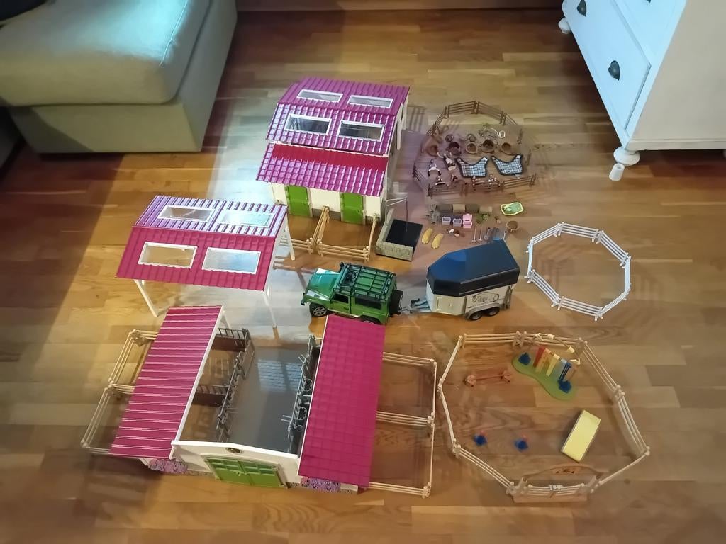 2 x complete Schleich Paarden manege met veel accessoires, Ophalen, Zo goed als nieuw, Jongen of Meisje