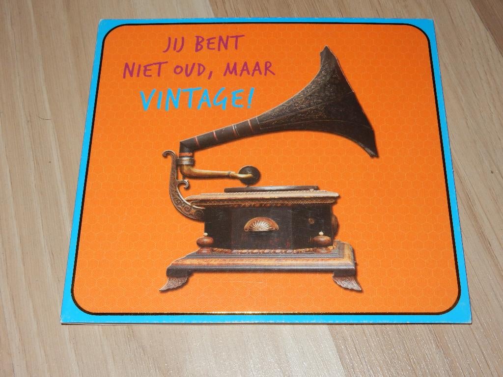 Wenskaart – Jij bent niet oud, maar Vintage, Diversen, Wenskaarten, Ophalen of Verzenden, Zo goed als nieuw